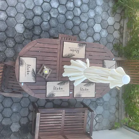 παγώνα, By The Sea Apartment